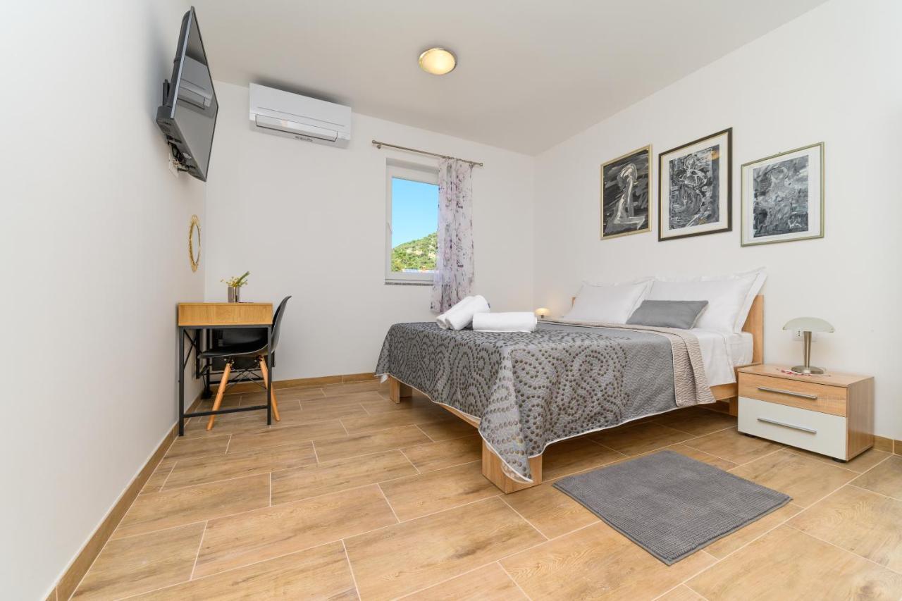 Rooms Forever Miholascica Εξωτερικό φωτογραφία